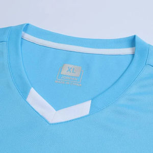 Offre Spéciale adultes enfants football uniforme ensemble haute qualité sublimation vert séchage rapide maille maillot de football - Product Image 4