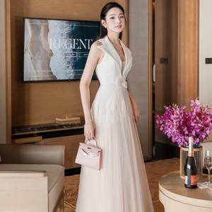 Robe longue blanche en maille sans manches à col en V de haute qualité, taille ajustée, pour usage quotidien féminin - Product Image 1