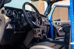 Jeep Wrangler Rubicon 392 Usado en Excelentes Condiciones, 2023 - Product Image 1