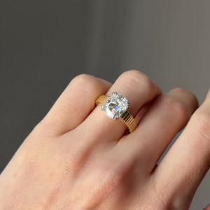 Bague de fiançailles pour femme en diamant de laboratoire certifié IGI 3,00 carats, taille coussin allongée unique, couleur D-E-F, pureté VVSVS0 - Product Image 5