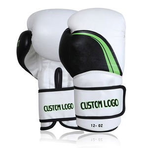 Gants de boxe MMA de haute qualité 14OZ en cuir PU personnalisé, imperméables, respirants, anti-humidité, avec fermeture à lacets, fabriqués au Pakistan - Product Image 2