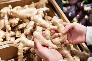 <b>Ginger</b> <b>Fresh</b> <b>Ginger</b> Export High Quality New Crop in Carton for Wholesale <b>Fresh</b> <b>Ginger</b> - Product Image 3