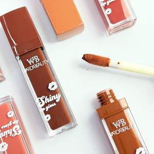 Gloss à lèvres hydratant vegan Warda Beauty, 6 teintes nudes, non collant, rouge à lèvres liquide quotidien, maquillage, emballage personnalisé avec logo - Product Image 4