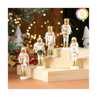 Figurines décoratives de soldat casse-noisette de Noël en bois Vietnam parfaites pour les cadeaux saisonniers et les ornements de maison