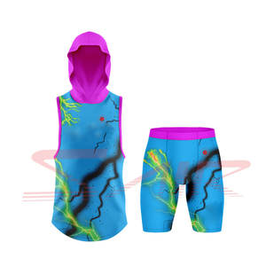 Uniformes de fútbol 7v7 personalizados de alta calidad Reversible y duradero a bajo precio Compresión sublimada 7 en 7 Uniforme - Product Image 3