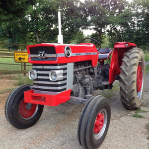 รถแทรกเตอร์มือสอง Massey Ferguson 175 2WD พร้อมที่ตักด้านหน้า รถแทรกเตอร์อเนกประสงค์สำหรับฟาร์ม รถแทรกเตอร์แบบมีห้องโดยสารปิด รถแทรกเตอร์การเกษตรสำหรับขาย - Product Image 1