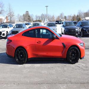 BMW M4 Competition xDrive 2024 ECONÓMICO Y ELEGANTE - Product Image 2