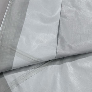 Trench-coat personnalisé zippé chaud et décontracté pour hommes, veste à capuche en polyester tactique coupe-vent pour l'alpinisme automne hiver - Product Image 4