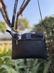 Fourrure de vachette naturelle en cuir véritable Sling Purse Western Crossbody Stylish Multi Purpose Unique Design Handbag - Product Image 5