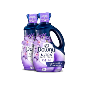 Adoucissant textile liquide Downy Infusions CALM, lavande apaisante et fève de vanille, 56 fl oz, pour douceur et parfum. - Product Image 1