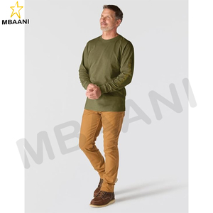 Camiseta de Manga Larga para Hombre, Corte Holgado, Tejido Grueso, con Logotipo Gráfico en la Manga - Product Image 4