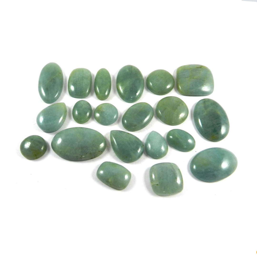 สีเขียวน้ำทะเล