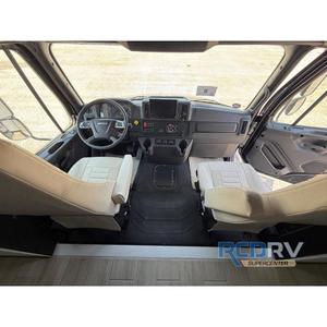 Nouveau camping-car Newmar Grand Star 3940 2026 - Product Image 5