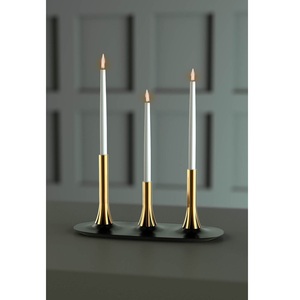 Soporte cónico de metal clásico hecho a mano para decoración de eventos, perfecto para fiestas, festivales y configuración de celebración elegante - Product Image 1