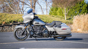 Motocicleta Todoterreno Harley-Davidson FLHXSE CVOS Street-Glides Touring 2023 - Product Image 5