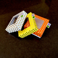 Boîtes à chocolat de luxe personnalisées avec logo en relief, emballage cadeau en forme de livre à fermeture magnétique, auto-assemblables, pour chocolats