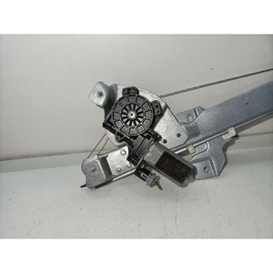 Mécanisme de lève-vitre arrière droit DACIA Duster 1ère série 8200733832 K9K658 (10>17) - Product Image 2
