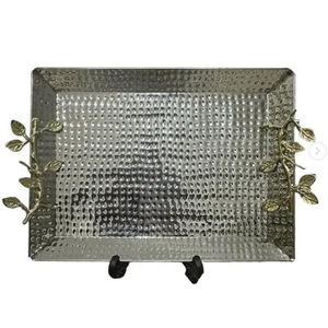 Design élégant Plateau de service en forme de carré doré pour collations et aliments Plateau de service en métal de haute qualité avec accent double papillon au prix le plus bas - Product Image 2