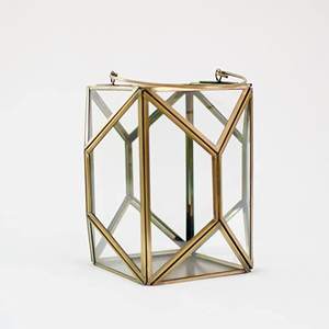 Vela de diseño clásico Decoración de Navidad Terrario Vela Linterna Metal Latón Vidrio Portavelas Geométrico - Product Image 2