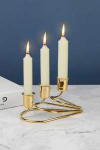 Bougeoir en métal robuste en métal de qualité supérieure pour une utilisation durable dans la décoration de la maison, l'éclairage de réception de mariage et l'ambiance quotidienne - Product Image 6