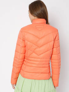 Chaquetas acolchadas cortas personalizadas de alta calidad para mujer, nuevo diseño de 2025, chaqueta gruesa con cuello levantado, ropa informal de Color naranja, secado rápido - Product Image 2