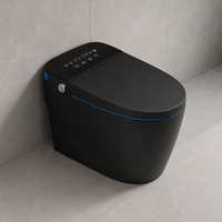 Toilette intelligente haut de gamme monobloc avec commande tactile et lumière ambiante LED bleue, salle de bain moderne