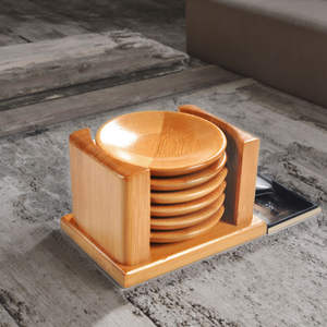 107. Juego de posavasos de madera con acabado rústico, diseñado para una durabilidad prolongada, perfecto para la decoración del hogar contemporáneo. - Product Image 6