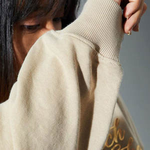 Sudadera de mujer de venta directa de fábrica de Pakistán con logotipo personalizado, nueva sudadera de mujer con estampado elegante de tela polar - Product Image 6