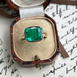 Juno Ovaler Smaragdring Laborgezüchteter Edelstein-Schmuck - Product Image 3
