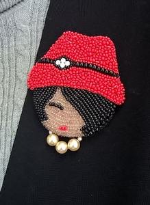 Dernier modèle de breloque cerise personnalisée, brodée à la main, avec perles, carrée, pleine couleur, mignonne, tendance, luxueuse, élégante, design haut de gamme, sur mesure - Product Image 6