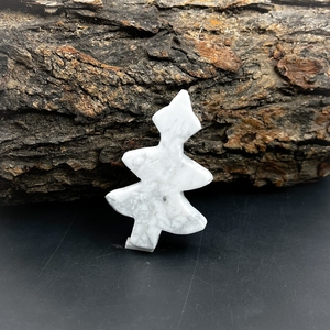 Antiguo grabado hecho a mano Howlite piedra preciosa árbol de Navidad cristal piedra artesanía mascota Natural venta al por mayor regalos de Navidad Ideas - Product Image 2