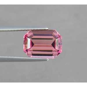 Pierre précieuse de tourmaline rose naturelle de qualité excellente, taille émeraude, 3,55 carats, provenant d'Afghanistan. - Product Image 1