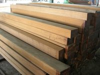 Vente en gros de bois traité pour tous les types de matériaux en bois naturel Bois d'épicéa et de pin pour la construction