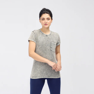 Camiseta de manga corta para mujer con lavado ácido de algodón 100% de alta calidad, cuello con logotipo personalizado, bordado de talla XL para verano, transpirable - Product Image 1