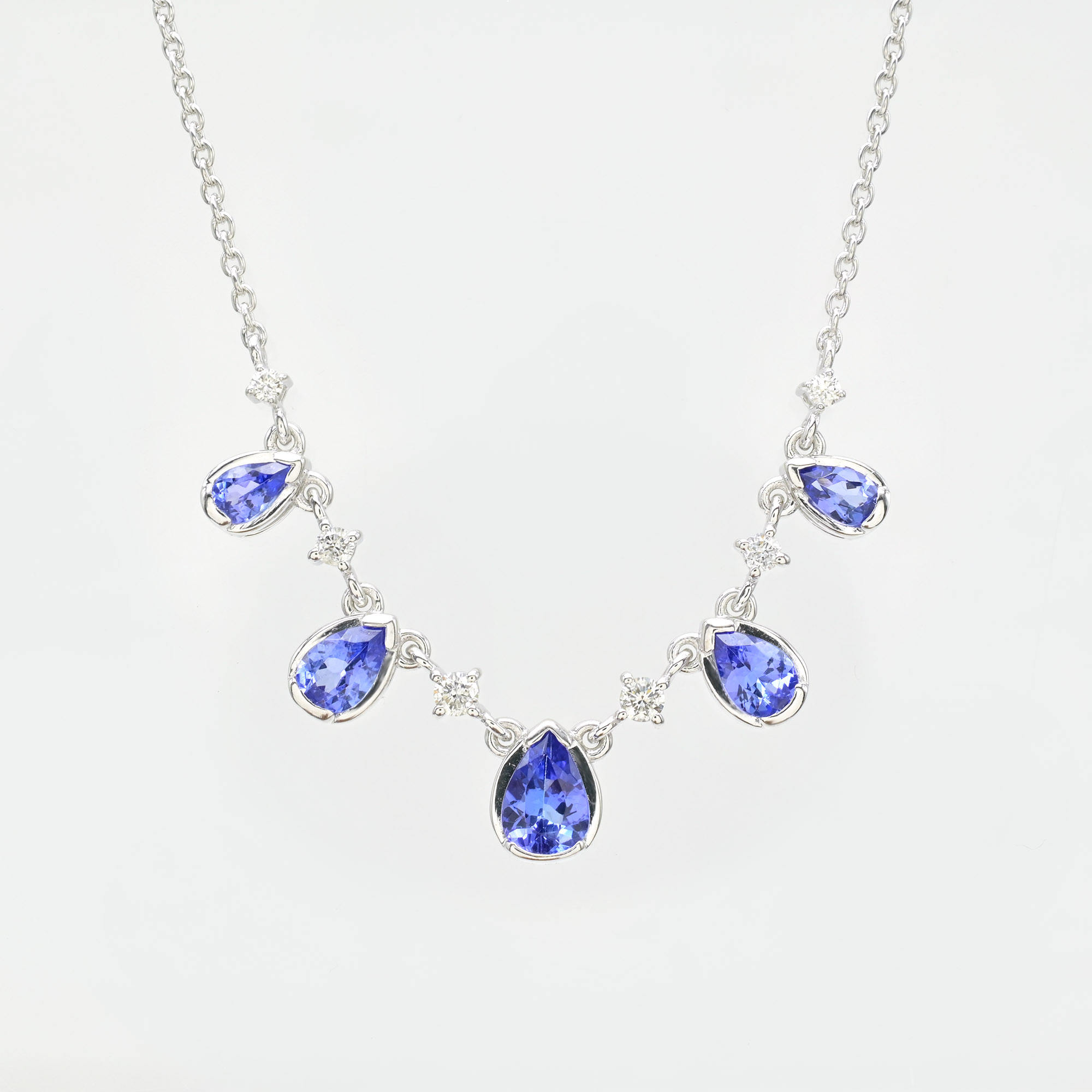 ทองคำขาว