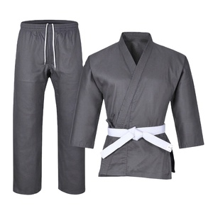 Uniforme de Karate Personalizado con Logotipo, Uniforme Clásico de Algodón Blanco para Jiu Jitsu y Karate, Uniforme de Karate Reforzado para Entrenamiento - Product Image 1