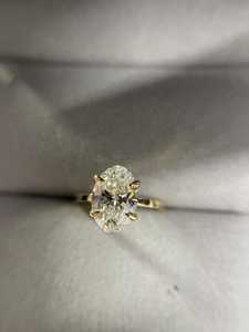 แหวนหมั้นเพชรหรือเพชรโมอิสซาไนต์ทรงรีขนาด14K ของขวัญแต่งงานทำด้วยมือทำจากทองคำแท้2.50กะรัต - Product Image 5