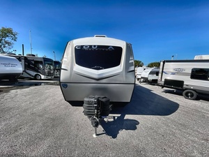 Autocaravana Usada Keystone Cougar 34TSB 2025, Camioneta para Campamento, Casa Rodante - Product Image 3