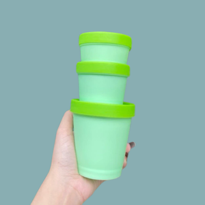 Vente en gros de bocaux en plastique PP de 50ml 100ml 200ml Bouchon à vis pour pots de crème glacée alimentaire en plastique PET Couleur personnalisée Manufacture Pavico du Vietnam - Product Image 3