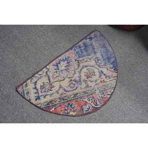 Alfombra Turca Vintage Redonda de 2.5x1.5 pies, Alfombra de Lana con Diseño a Cuadros Beige y Azul - Product Image 4