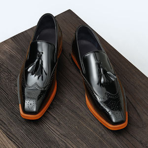 Chaussures mocassins en cuir de veau avec détails cousus à la main et soutien de la voûte plantaire, chaussures de ville pour hommes - Product Image 3