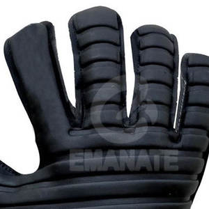 Guantes de Portero de Fútbol de Cuero de Alta Calidad con Color Personalizado y Diseño Impermeable para Deportes al Aire Libre - Product Image 4