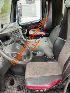 Camión Tractor Volvo FM 460 6x4 de Chasis Largo, Año 2016, Usado, Diésel, Norma de Emisiones Euro 5, Transmisión Manual, >450HP, 31-40T, Volante a la Izquierda - Product Image 6