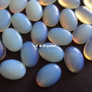 Artesanías de piedra semipreciosa tallada estilo amor ágata opalita ovalada de la mejor calidad al por mayor de F S CRYSTAL - Product Image 1