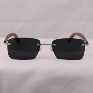 משקפי שמש שחור משקפי שמש unisex משובצים עם יהלומים Moissanite אידיאלי עבור בגדי היומיום מעצב משקפי שמש יוקרתיים - Product Image 1