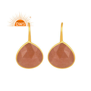 Dernière conception de boucles d'oreilles en argent sterling avec pierre de lune pêche naturelle Fabricant de bijoux personnalisés - Product Image 1