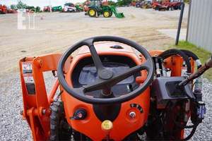 2016 KUBOTA L3901 Tractor usado - Product Image 3