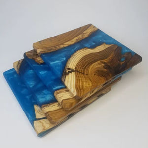 Juego de posavasos únicos de madera y resina epoxi hechos a mano con patrones de remolino Decoración de mesa moderna y elegante de HUMAYUN WORLD CRAFTS - Product Image 1