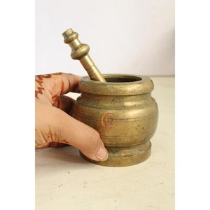 Mortero y Maja de tamaño personalizado, mortero de Metal de latón, herramientas de hierbas y especias hechas de latón dorado para suministros de uso de cocina casera - Product Image 4