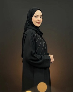 Vente en gros de vêtements islamiques Abaya de Turquie personnalisée Petite abaya de luxe élégante pour femmes robe musulmane Abaya de Dubaï à manches volantées en satin - Product Image 4